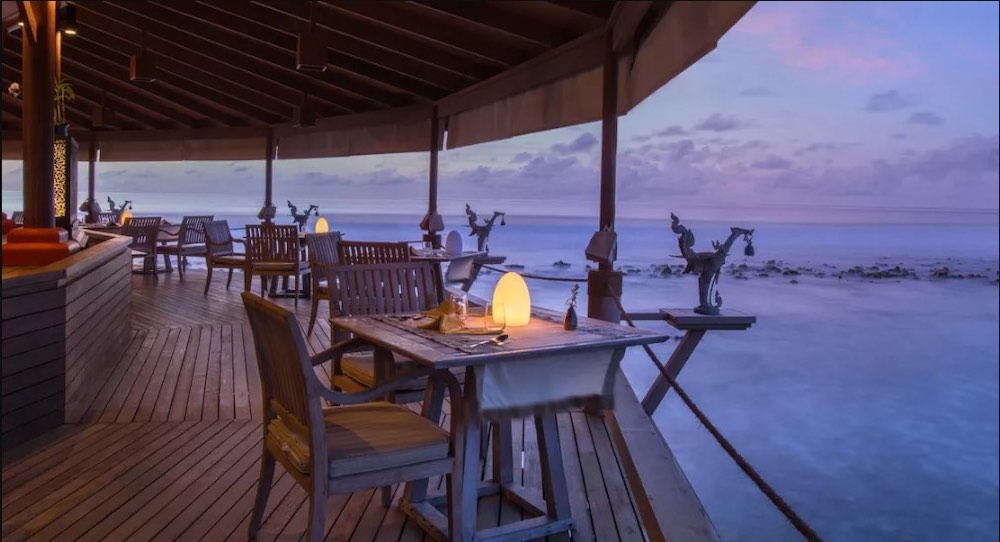 Sea.Fire.Salt at Anantara Dhigu Maldives Resort thumbnail 7